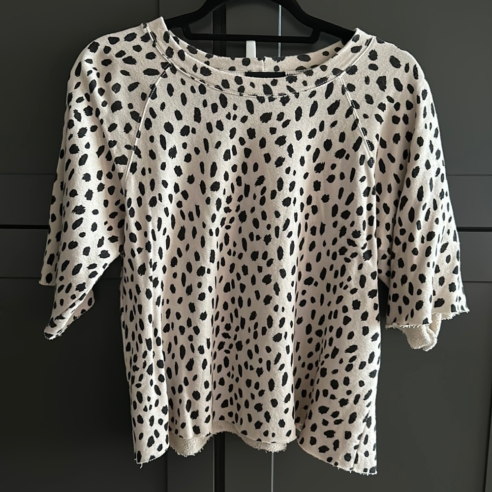 LIKE NEW Monrow Cheetah Cut Off Tee